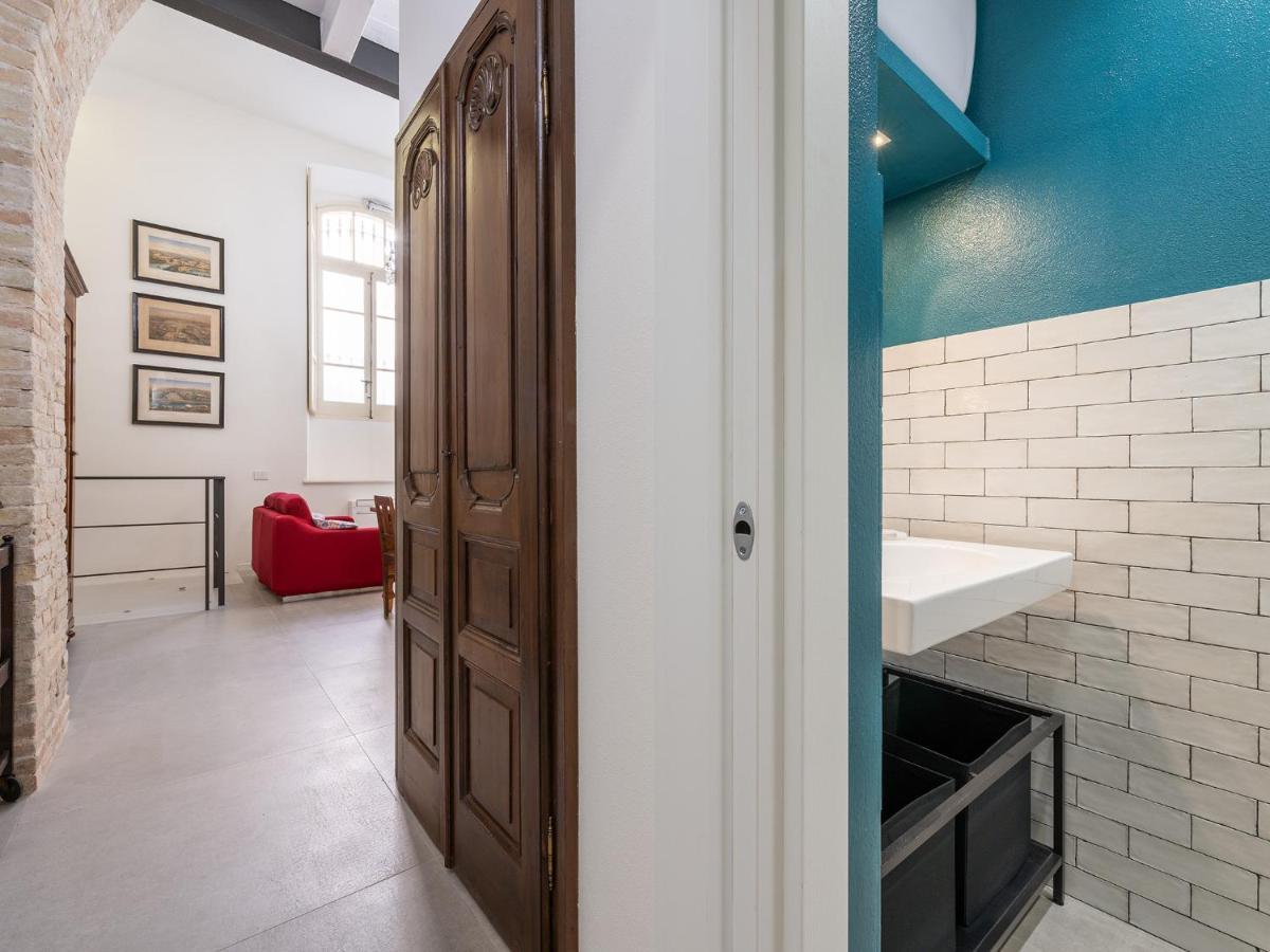 Massimo Boutique Apartment Каляри Екстериор снимка