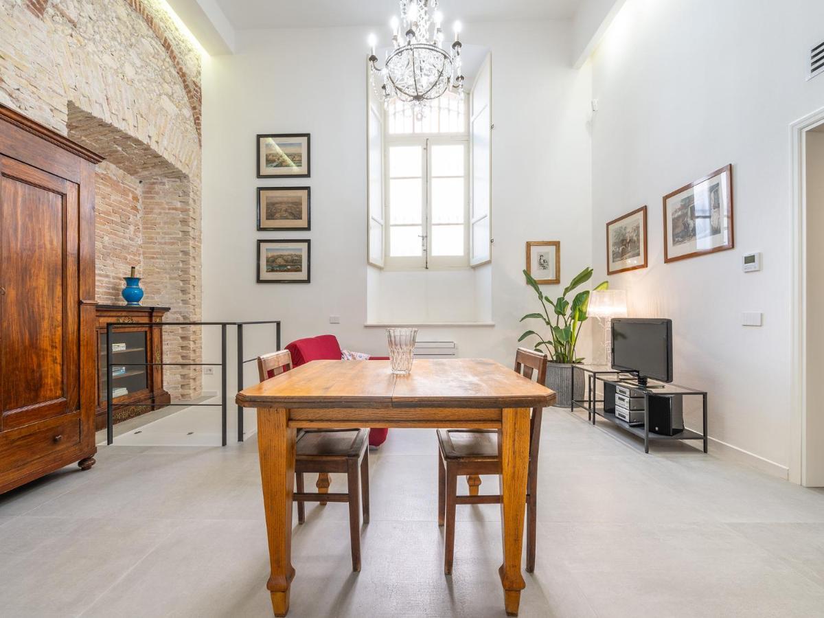 Massimo Boutique Apartment Каляри Екстериор снимка