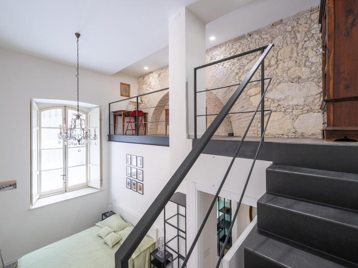 Massimo Boutique Apartment Каляри Екстериор снимка